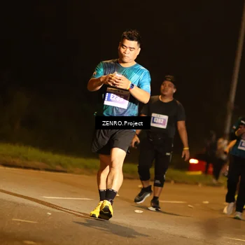 Runner Photo 4905772
