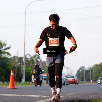 Runner Photo 4905815