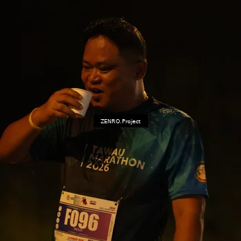 Runner Photo 4906100