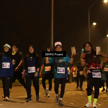 Runner Photo 4906666