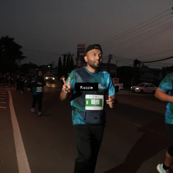 Runner Photo 4906711