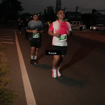 Runner Photo 4906732