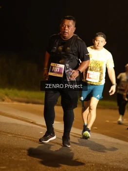Runner Photo 4906899