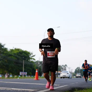 Runner Photo 4907158
