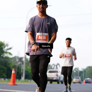 Runner Photo 4907416