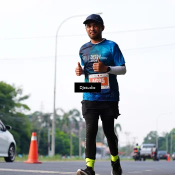 Runner Photo 4907493