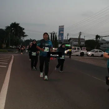 Runner Photo 4907521