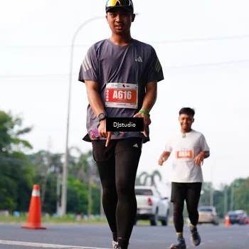 Runner Photo 4907615