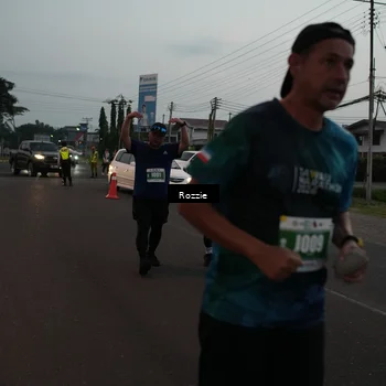 Runner Photo 4907766