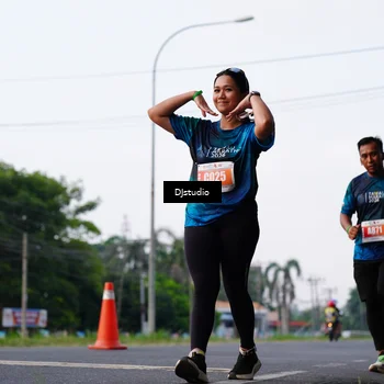 Runner Photo 4907856
