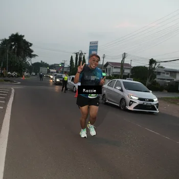 Runner Photo 4907900