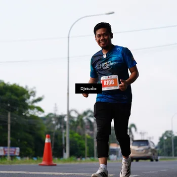 Runner Photo 4908043
