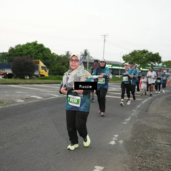 Runner Photo 4908275
