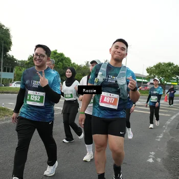 Runner Photo 4908459
