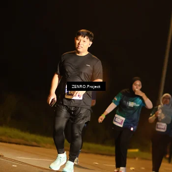 Runner Photo 4908575
