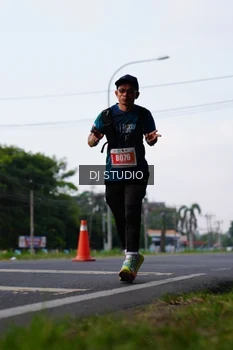 Runner Photo 4908642