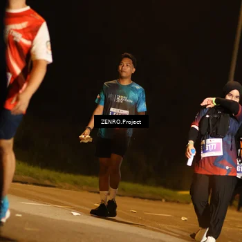 Runner Photo 4908686