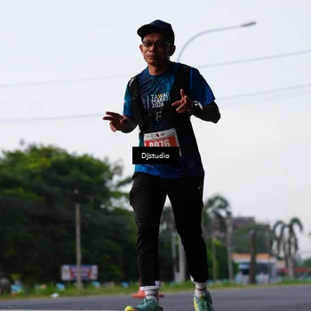 Runner Photo 4908694