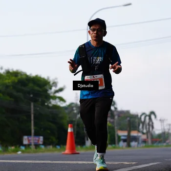 Runner Photo 4908695