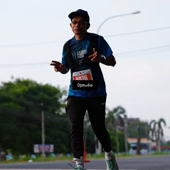 Runner Photo 4908699