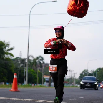 Runner Photo 4908735