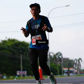 Runner Photo 4908737