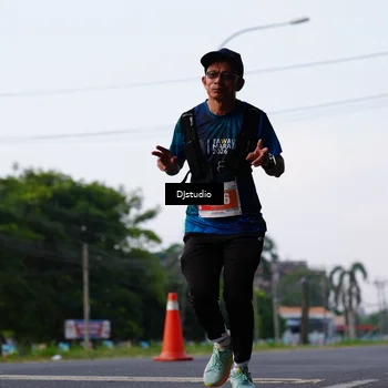Runner Photo 4908781