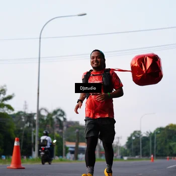 Runner Photo 4908785