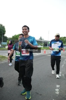 Runner Photo 4908834
