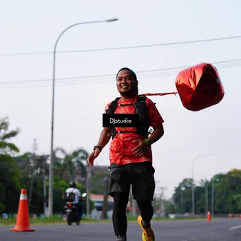 Runner Photo 4908885