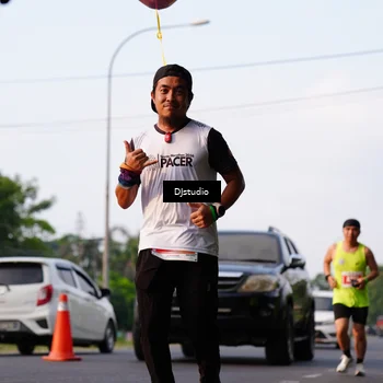 Runner Photo 4909294