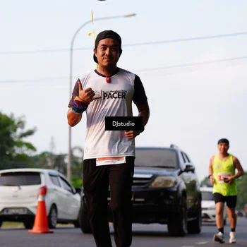 Runner Photo 4909309