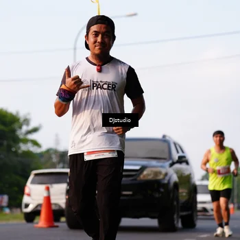 Runner Photo 4909331