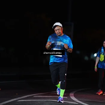 Runner Photo 4909474