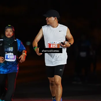 Runner Photo 4911111