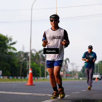 Runner Photo 4911314