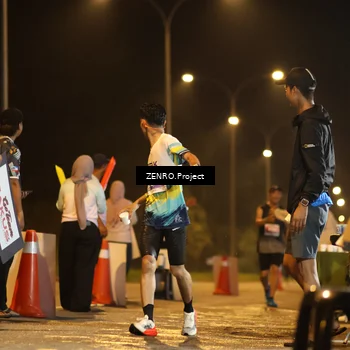 Runner Photo 4911392