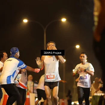 Runner Photo 4911437