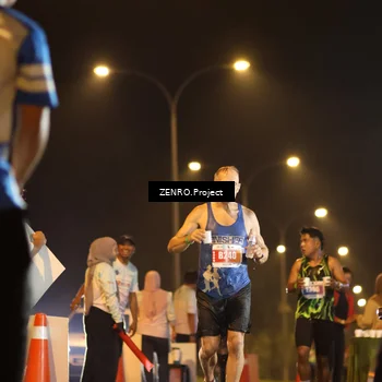 Runner Photo 4911463