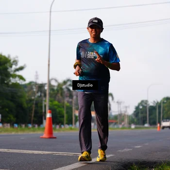 Runner Photo 4911479