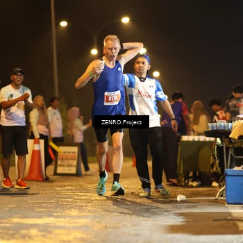 Runner Photo 4911650