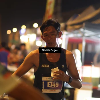 Runner Photo 4911700
