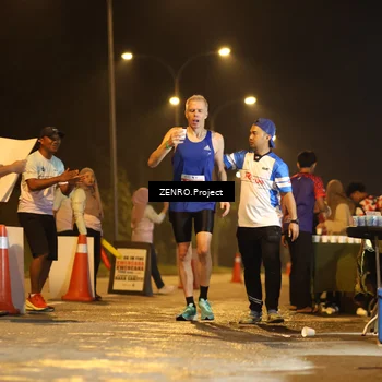 Runner Photo 4911716