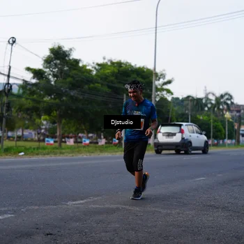 Runner Photo 4912103