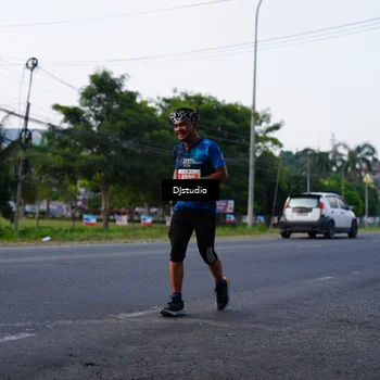 Runner Photo 4912113