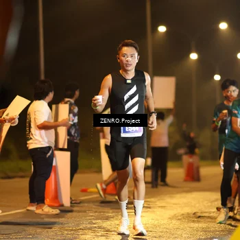 Runner Photo 4912648