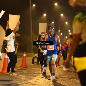 Runner Photo 4912676