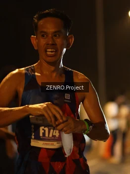 Runner Photo 4912735