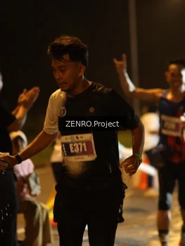 Runner Photo 4912738