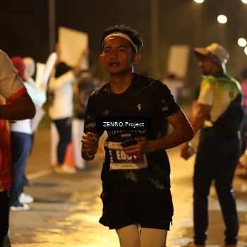 Runner Photo 4913116